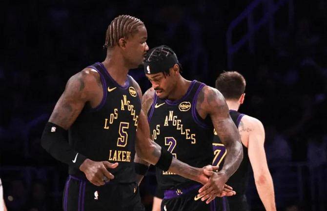 太狠了！Ming爆冷击败热火赛后洛杉矶湖人外线爆发，风云突变密尔沃基雄鹿今夜门线救险的简单介绍